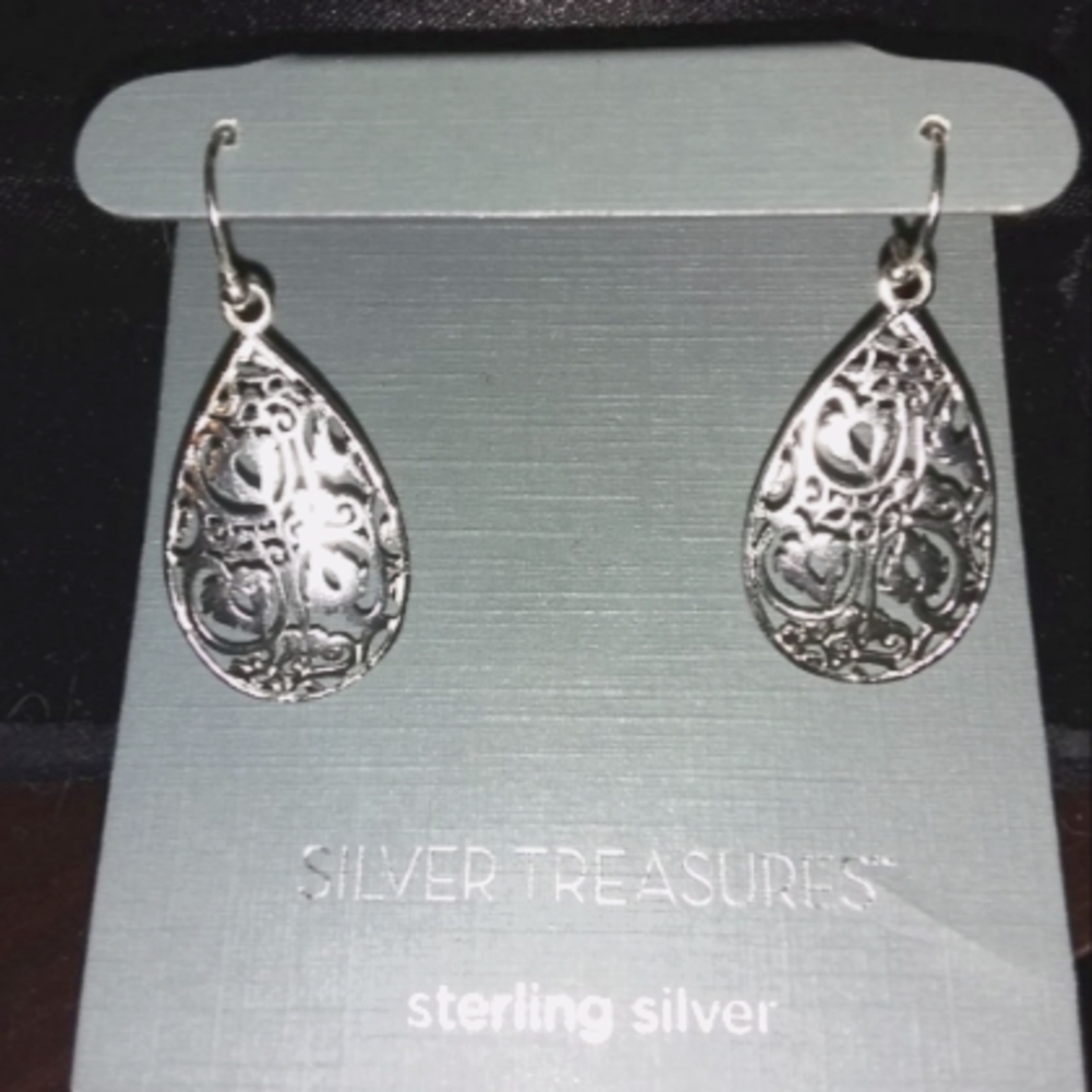 NWTS STERLING SILVER EARRINGS